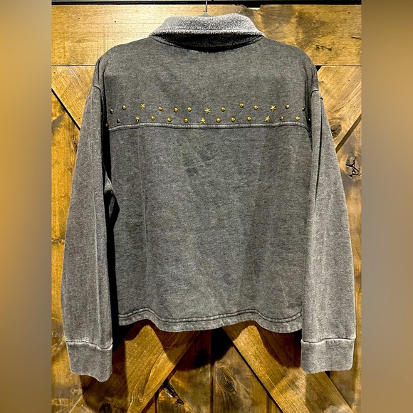 NWT Vintage Havana Gray Shacket Style Embellished Top - Picture 2 of 16